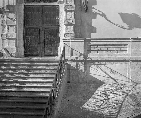 Palazzo, Modica, Sicilia, 2006 - Photograph by Jeff Curto
