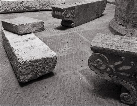 Montepulciano, Toscana, 1998; Photograph by Jeff Curto